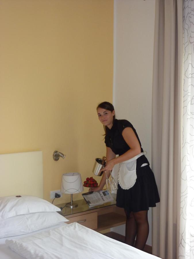 Hotel Zima Merano Bagian luar foto