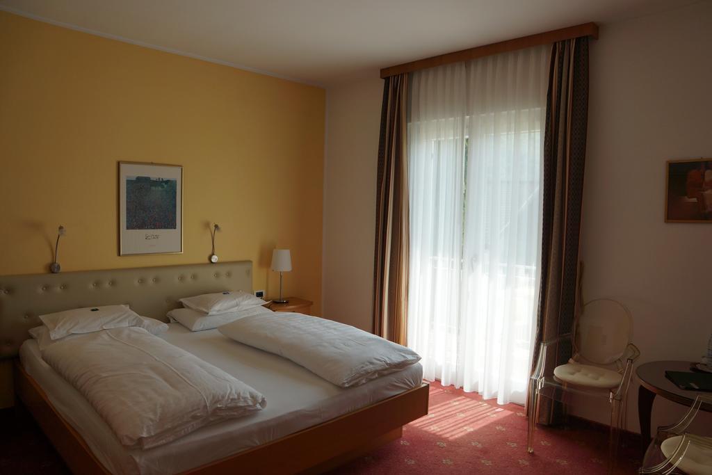 Hotel Zima Merano Bagian luar foto